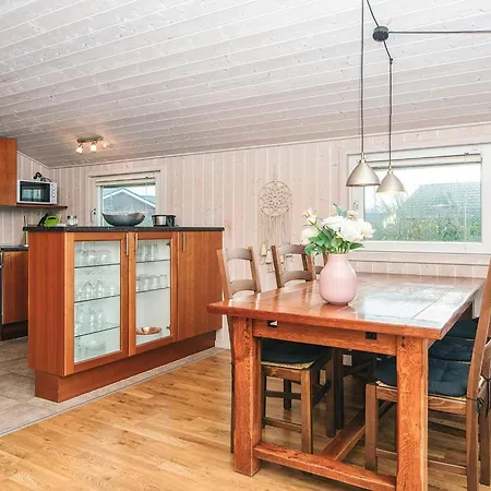 6 Person Holiday Home In Hemmet * Falen