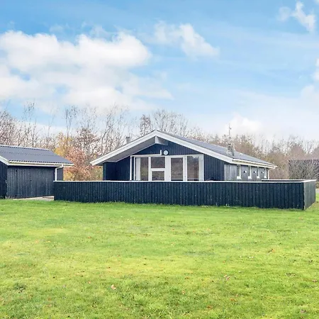 6 Person Holiday Home In Hemmet Holiday home *