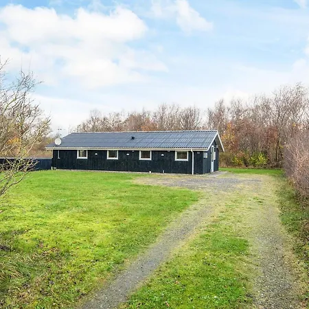 Holiday home 6 Person Holiday Home In Hemmet *