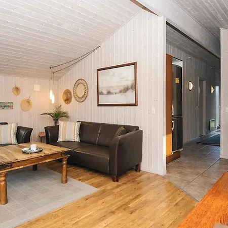 4 Star Holiday Home In Hemmet *