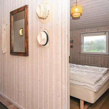 Holiday home 6 Person Holiday Home In Hemmet-By Traum Falen